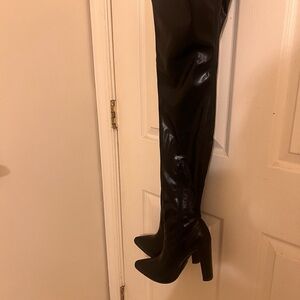 Black Over-the-Knee Women's Boots